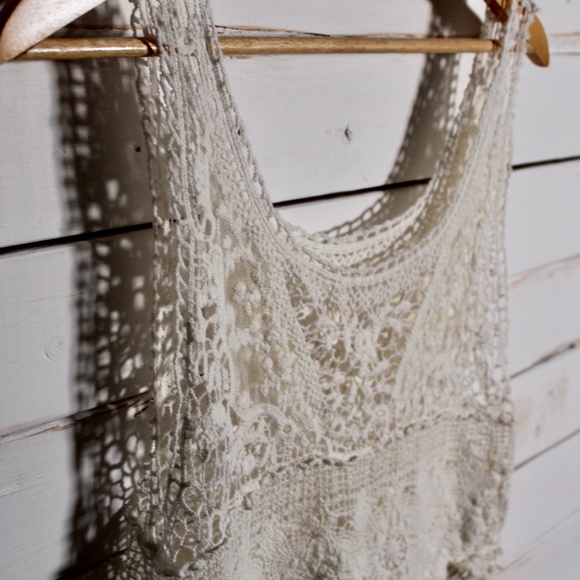 SOLD Hand Crochet Cream Top - Picture 3 of 10